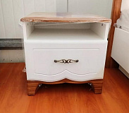 Тумба прикроватная